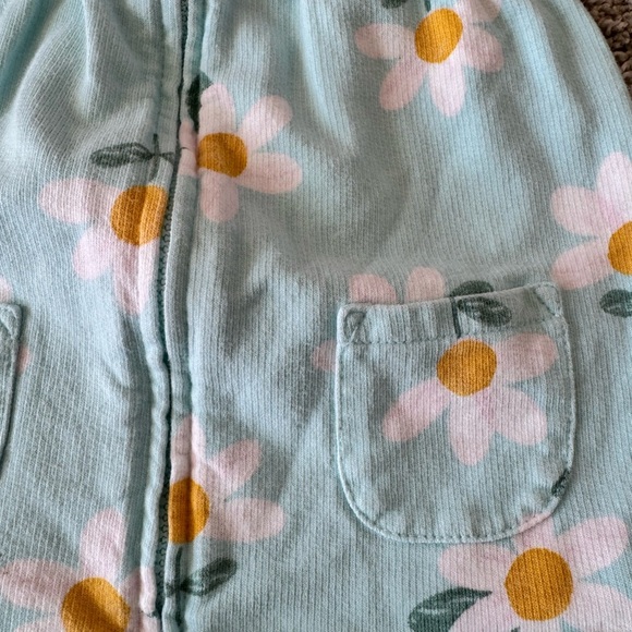 Carter’s Baby Girl Floral  Zip-Up Vest Spring Vest Sunflower- Size 18 Months - Picture 3 of 6